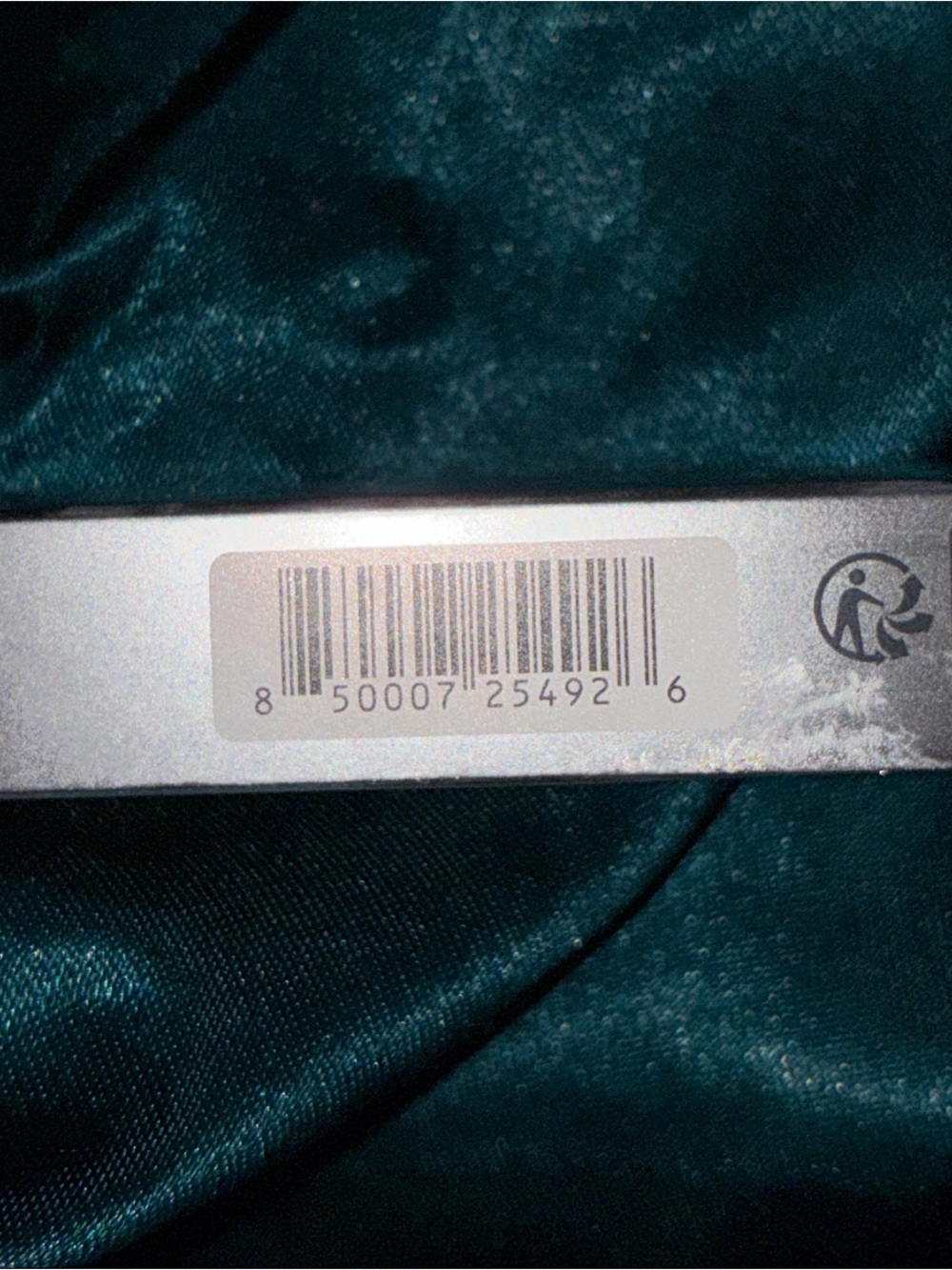 WONDERSKIN Longwear Eyeliner — Shade Kalamata - Picture 3 of 3